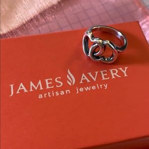 James Avery linked hearts ring